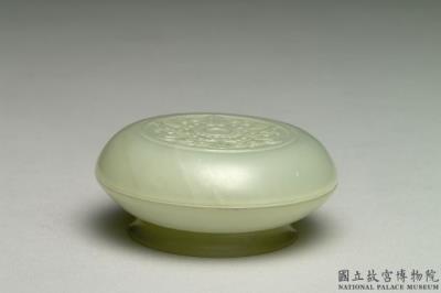 图片[2]-Jade box carved with flowers, Qing dynasty (1644-1911)-China Archive